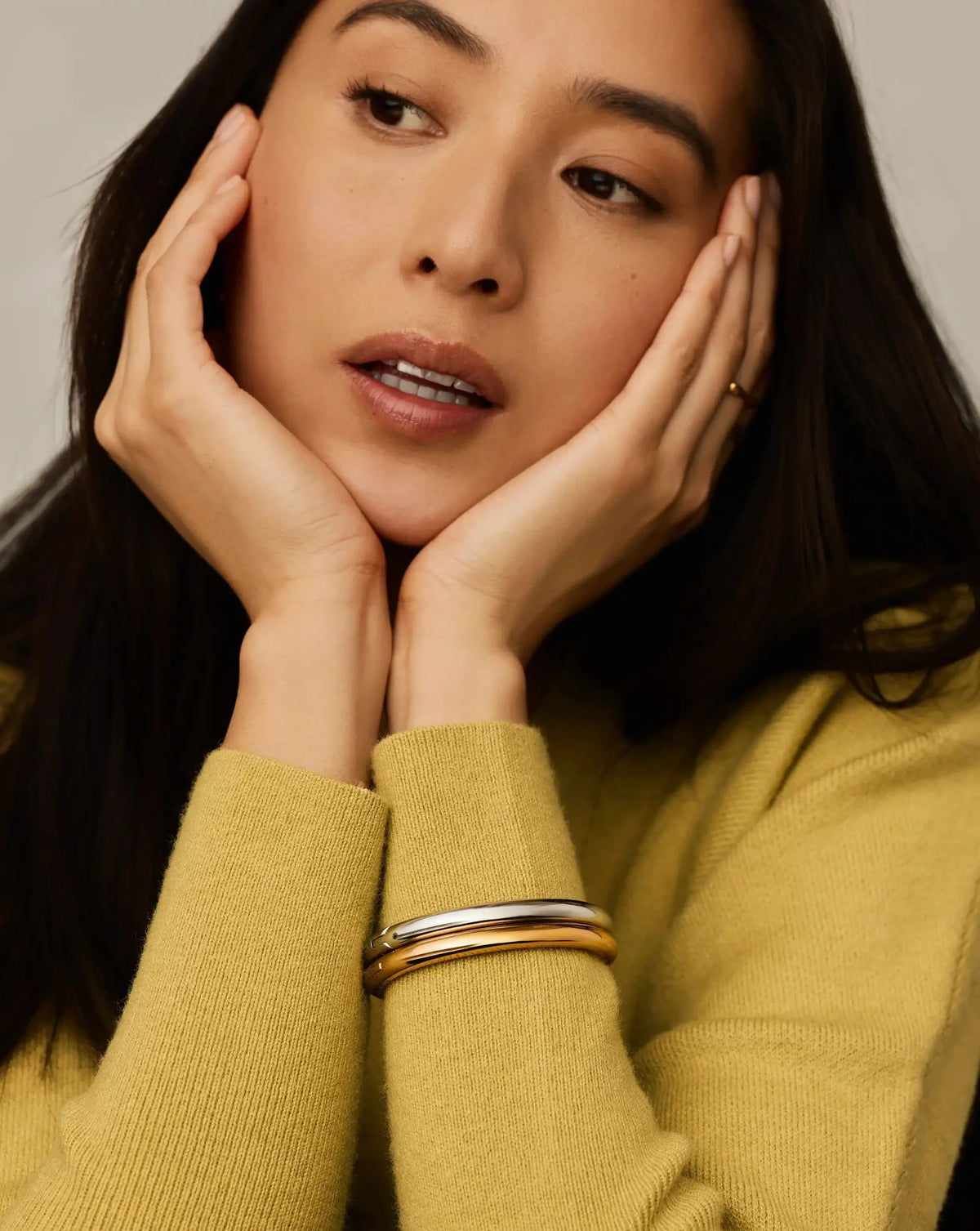 Chunky Round Hinged Bangle | 18ct Gold Plated