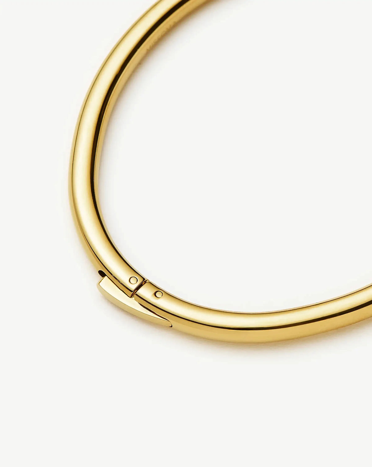 Classic Round Hinged Bangle | 18ct Gold Plated