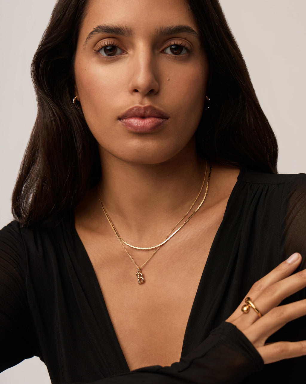 Curly Molten Mini Initial Necklace - B | 18ct Gold Vermeil