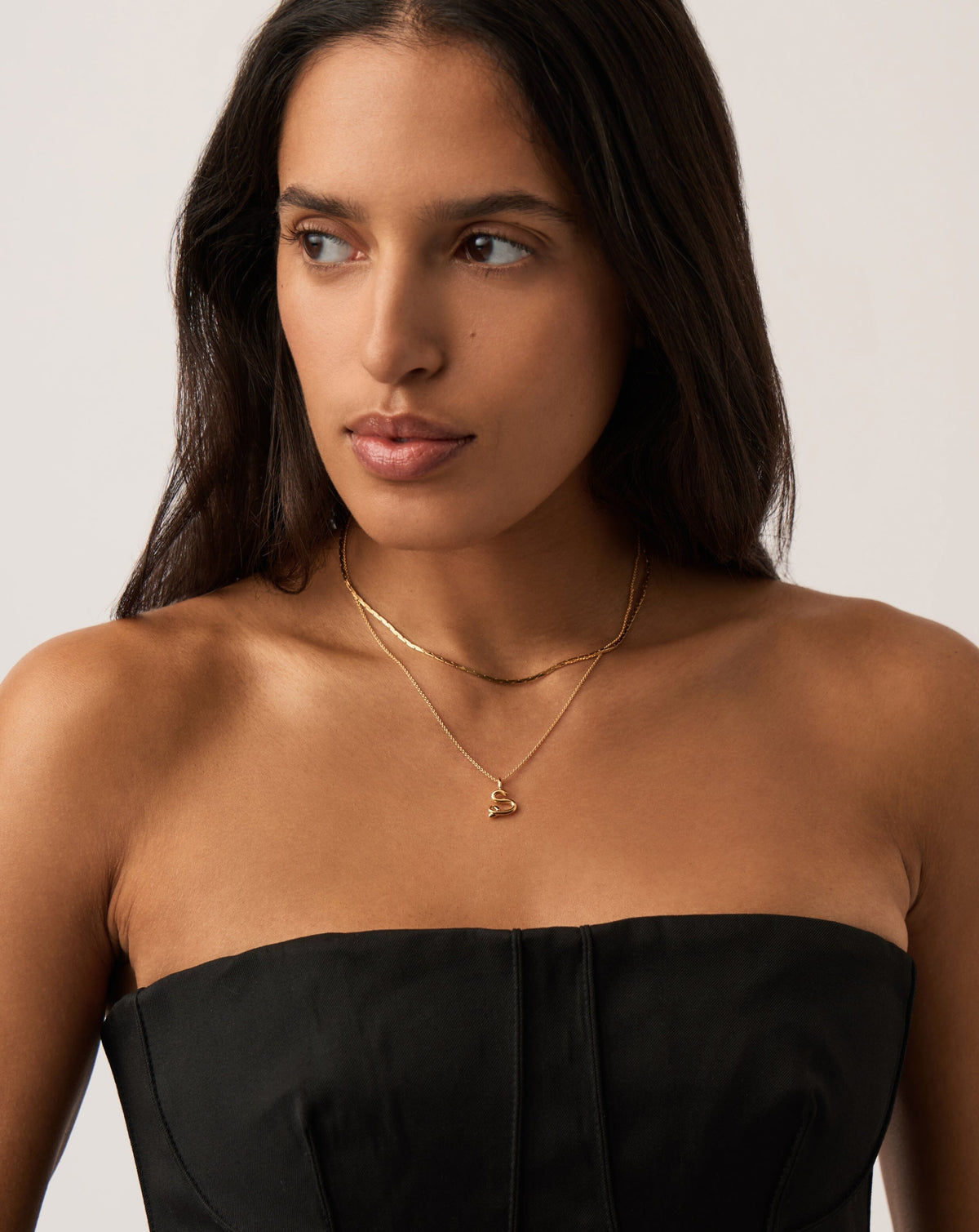 Curly Molten Mini Initial Necklace - S | 18ct Gold Vermeil