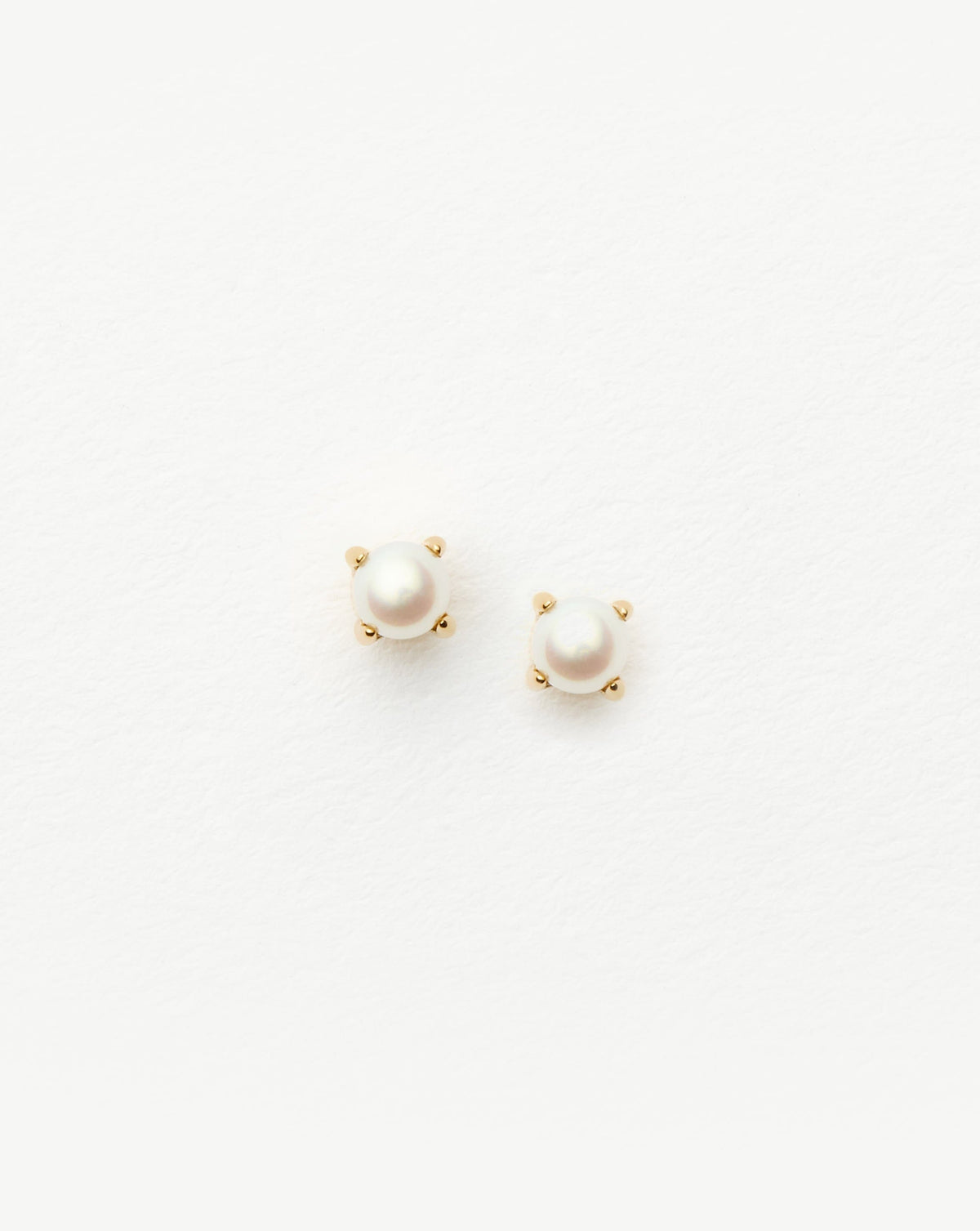 Solid Gold Pearl Stud Earrings | 9ct Solid Yellow Gold/Pearl