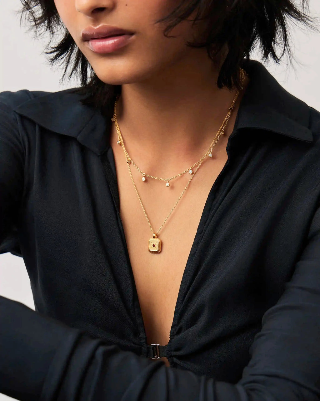 January Birthstone Pendant Necklace | Gold/Garnet