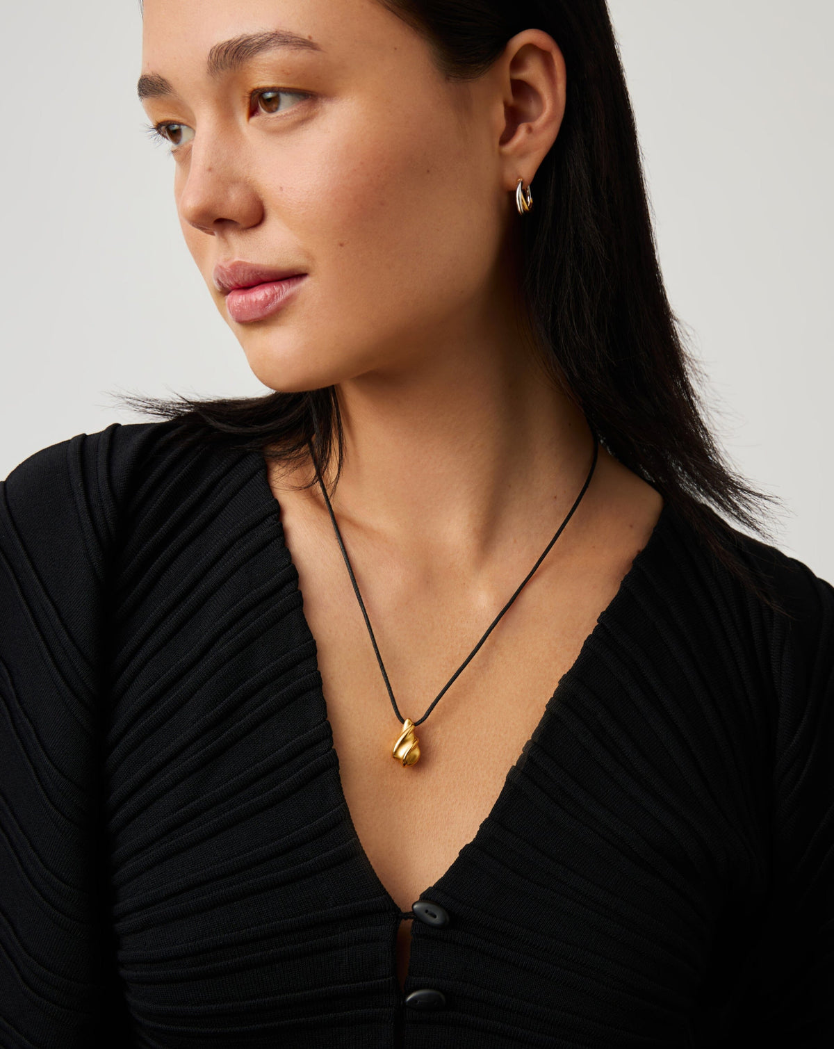 Savi Ridge Droplet Pendant Cord Necklace | 18ct Gold Plated