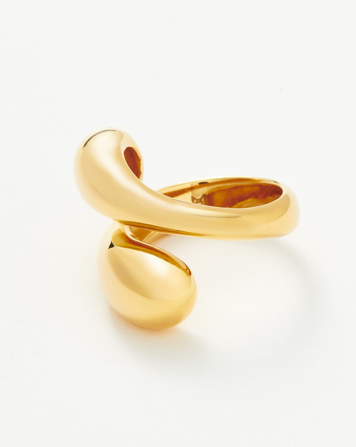 Savi Sculptural Crossover Ring | 18ct Gold Plated