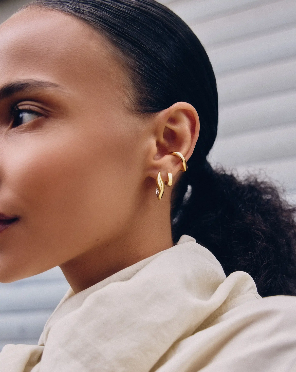 Savi Signature Small Hoop Earrings | Mix Metal