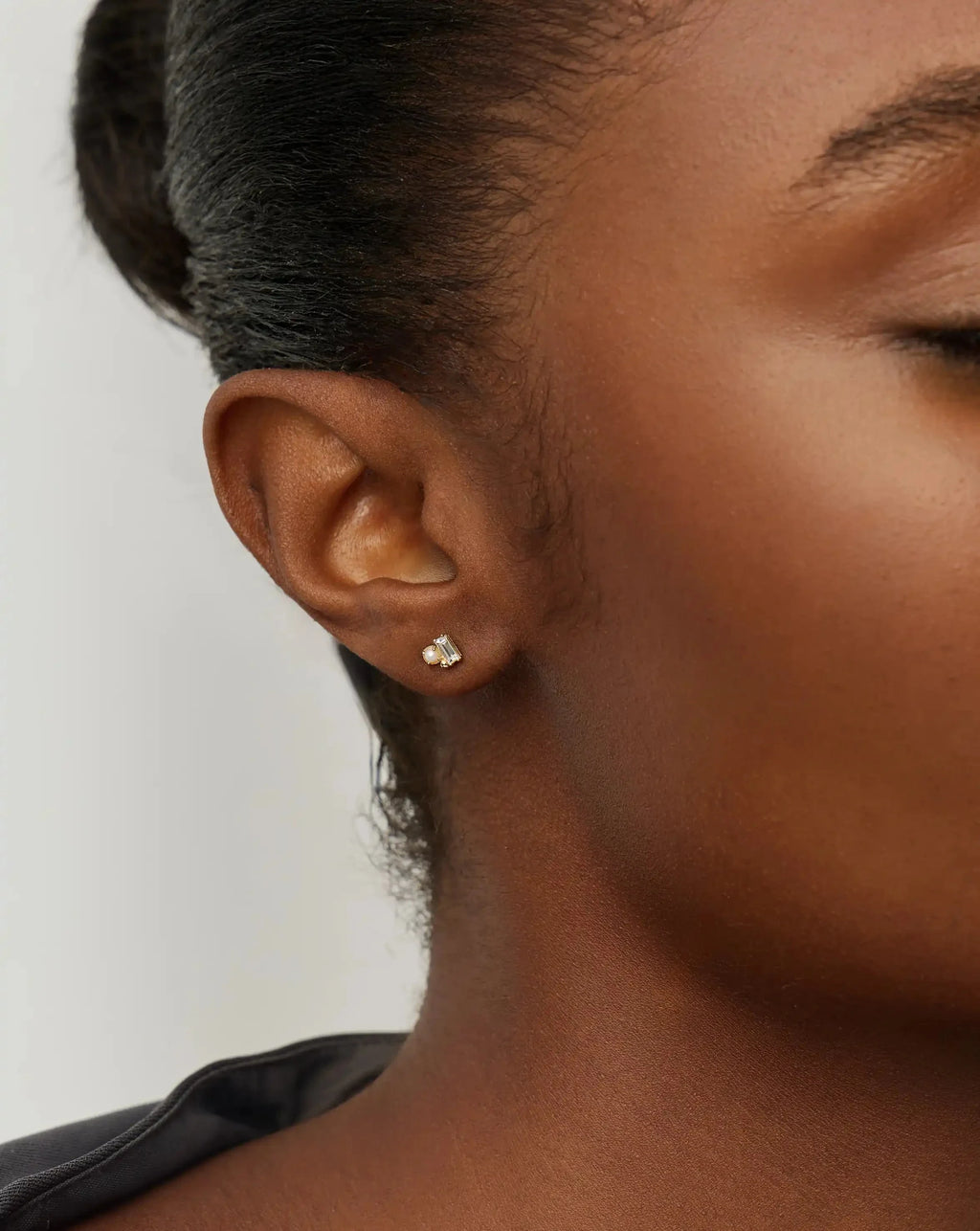 Solid Gold Diamond Pearl Stud Earrings | 14ct Solid Gold/Pearl