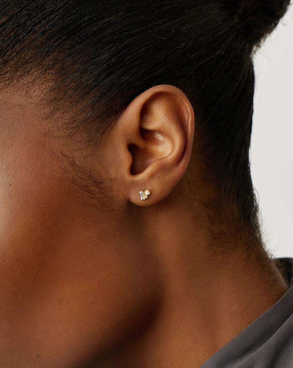 Solid Gold Diamond Pearl Stud Earrings | 14ct Solid Gold/Pearl